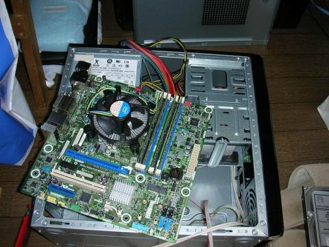 DQ77MKを取り外す