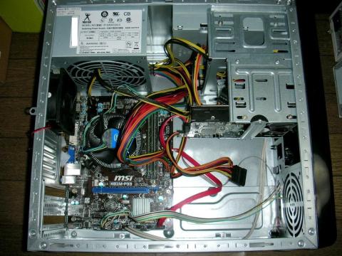 如何にも安そうな構成ですw