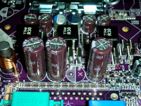 憎っくきTKのコンデンサ