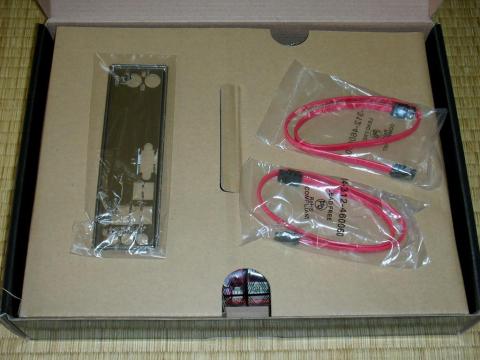 ホワイトBOX感が漂う・・・