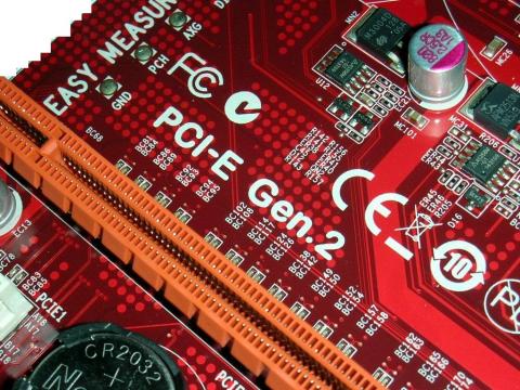 PCI-EはGen2止まり