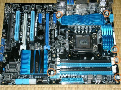 ファンコネクタが多い