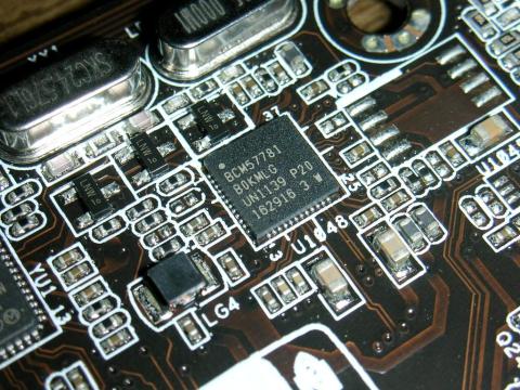 GigabitLANのチップ