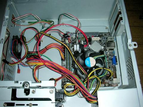 ガラガラでスカスカ・・・