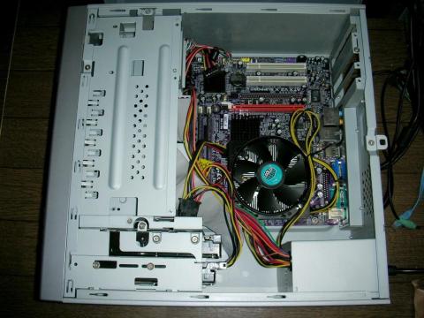 懐かしい構成ですね(;=゚ω゚)=333