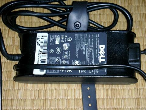 付属のACアダプター