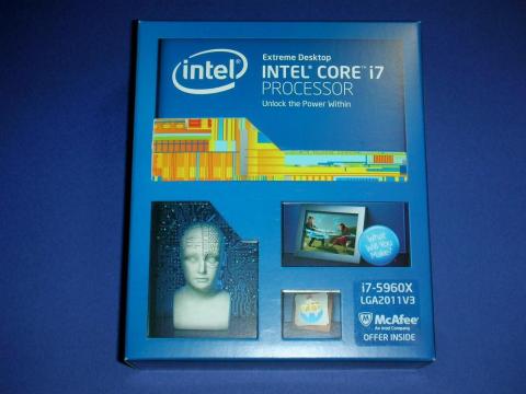 LGA2011V3の文字が新しい!