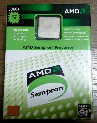 この時のAMDはパッケージにコストをかけていますね。今は(´;ω;`)・・・