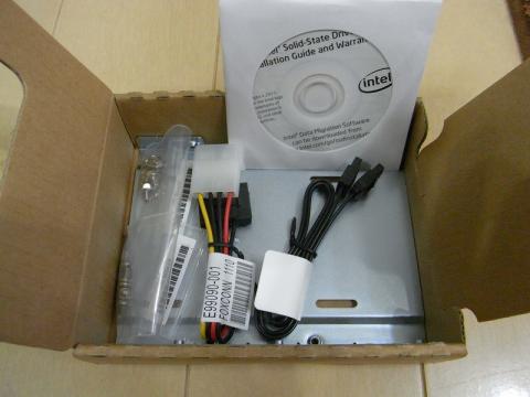 SSD付属品