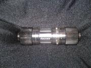 オスコネクタとメスコネクタ