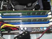 搭載メモリはサムスン製