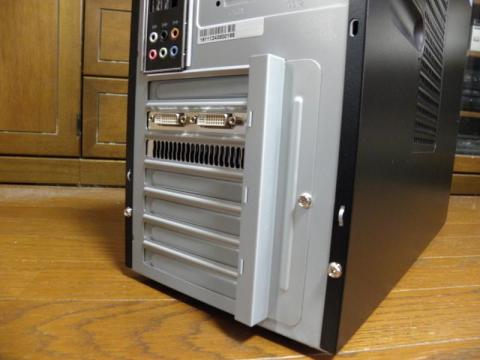 VGAだけだとちょっと寂しい