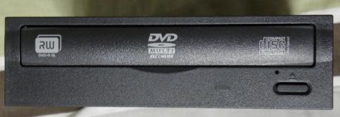 こちらもクロいです