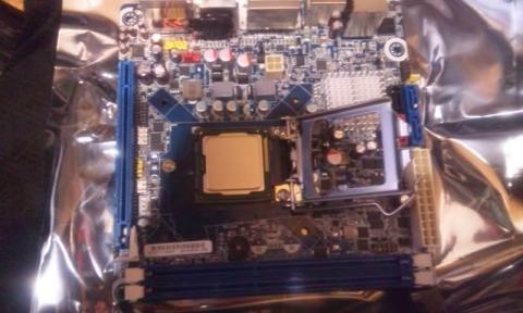 マザーにi5を置く