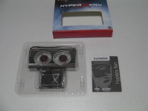 製品本体、説明書です。