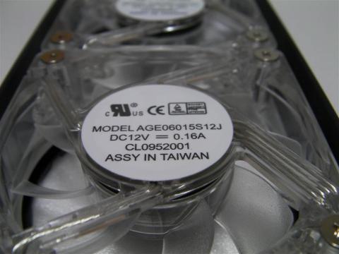 12V、0.16Aで動作する様です。