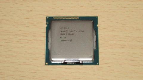 自分の入手したロットは”L208B082”のマレーシア産でした。