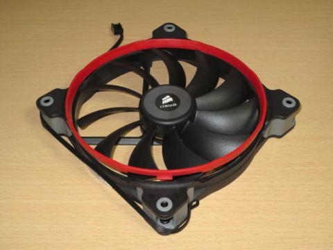 カラーリングの交換は工具無しで可能!