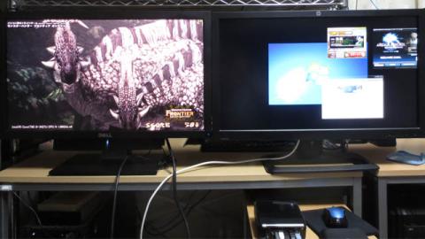 左:U2711、右:ZR2740w