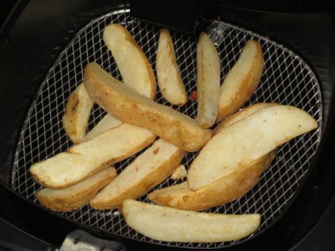 フライドポテト(調理前)