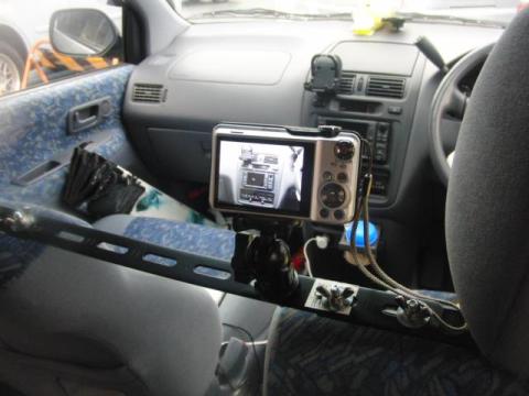 画像1:車内撮影用デジカメ台座(全体像)