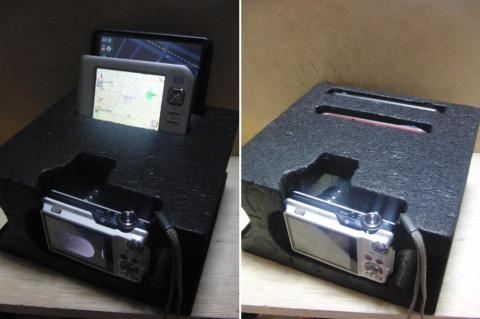 画像1:ナビ専用台座