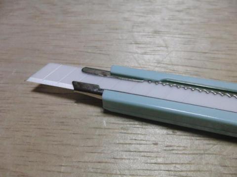 写真1:セラミックカッター