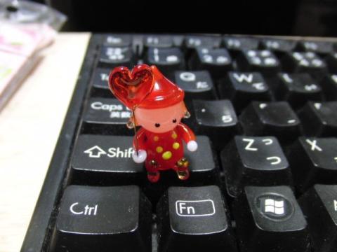 写真4:あっ!、キーボードに小人がw