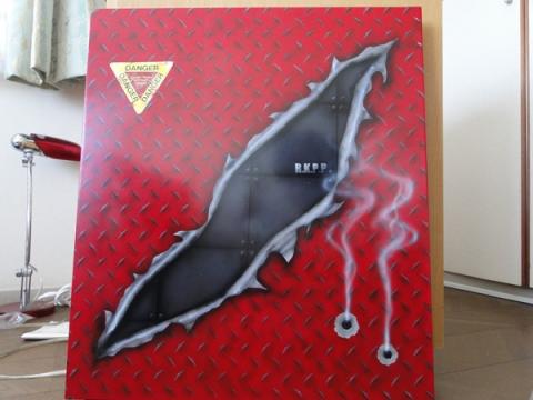 Twelve Hundredサイドパネル