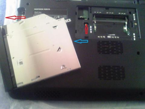 DVDドライブ外し