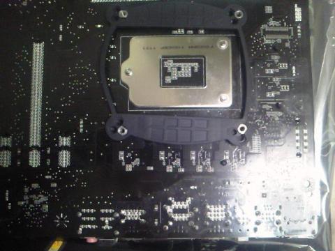 CPUクーラーパックプレート