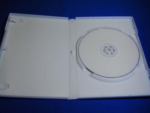 なんと、レーベル印刷すらしていない!