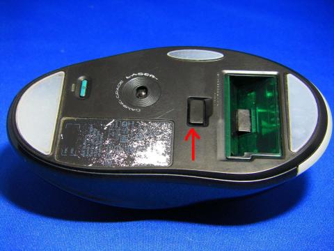 イジェクトボタン