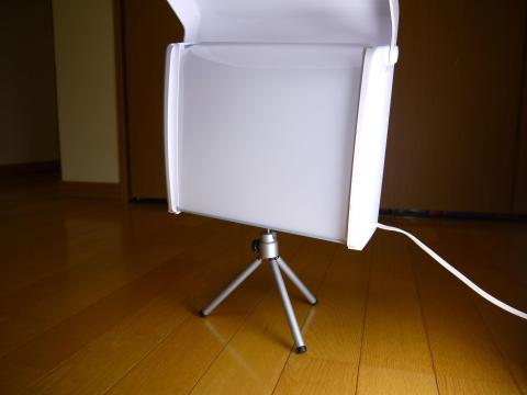 三脚を取り付けた状態