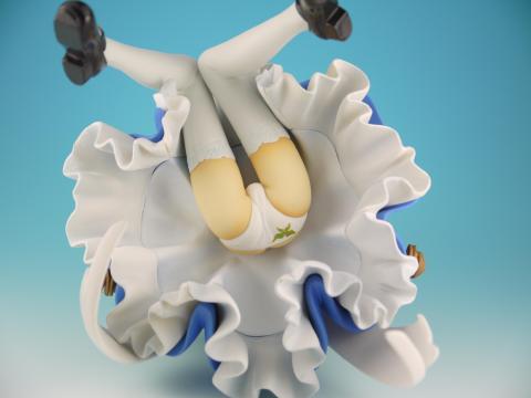 オイオイ・・・、スジが入っているぞ(^_^;)