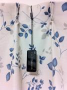 【注意】アンテナ引っ張るな!と書いてあります。こんな風に吊るすのは多分、保証外の行為です。