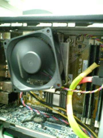 取り付け・稼働させた様子