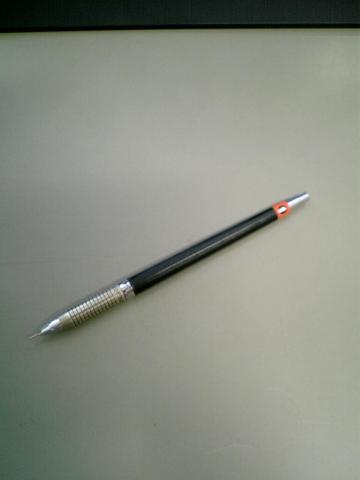 現在ではクリップを外して使用。