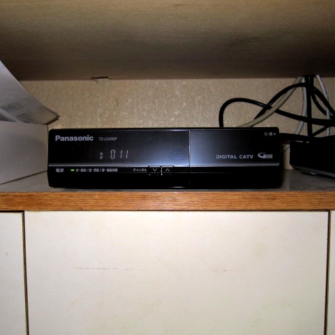 CATVと契約しているので、このSTBとネット接続したかった・・・.jpg