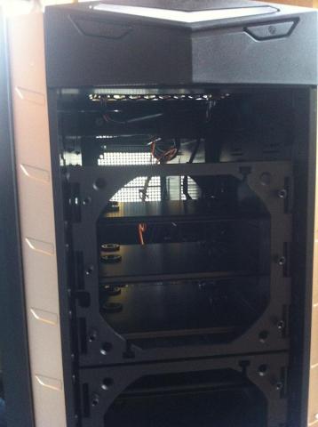 ベゼルを外したところ