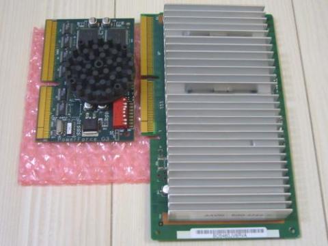 左がG3、右がオリジナルのP604。ヒートシンクが違いすぎます。