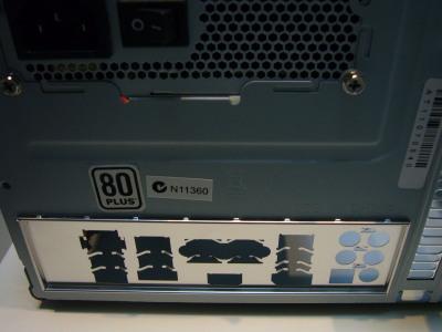 バックパネルを装着