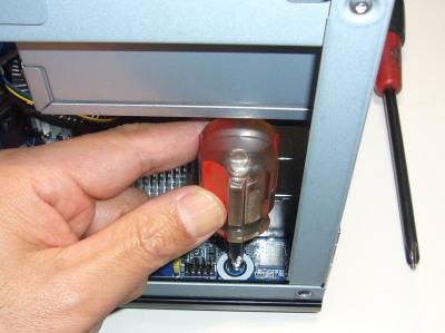 短いドライバーを使用して♪