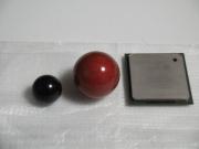 ボール比較(右はPen4)