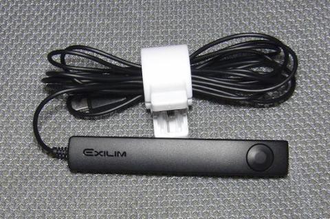 シャッターレリーズ格納