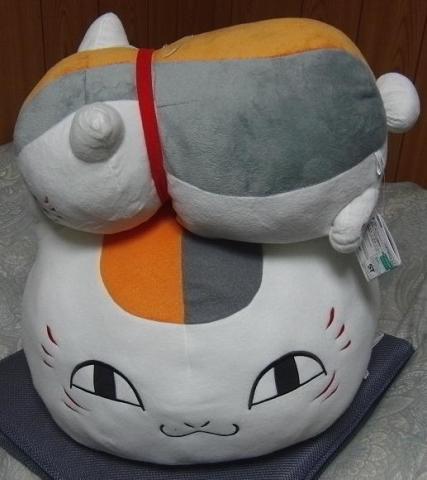 でっかいニャンコ先生と