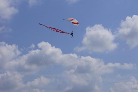 パラシュート抽選会