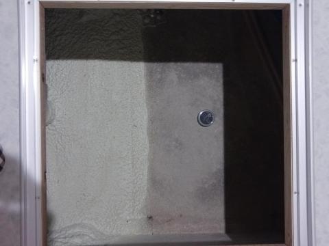 脱衣所下に設置