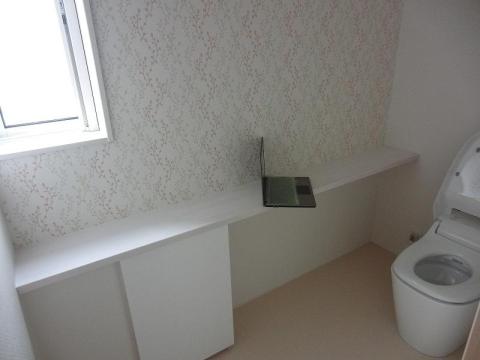 2階トイレ(PC使えますw)