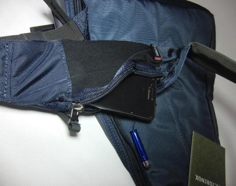 ベルトポッケ(スマホ収納可能)